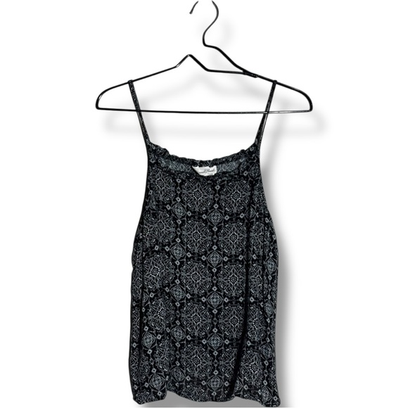 Universal Thread Black&White Mandala Print Skinny Halter Style Straps Camisole - Picture 11 of 14